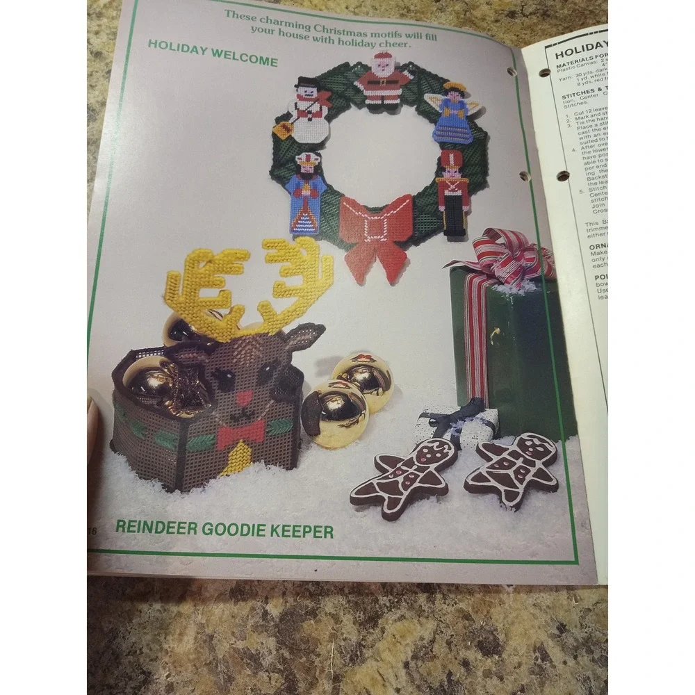 Vintage Plaid Holiday Stitching Plastic Canvas Pattern Book Shirley Burgess 7517